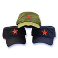 Assortiment de casquettes Armées de Cuba sur fond blanc