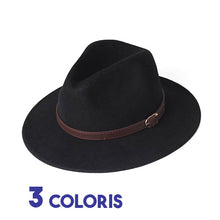 Chapeau Fedora noir 3/4 face sur fond blanc avec galon cuir petite boucle métal et marqué 3 coloris