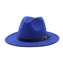 Chapeau Fedora bleu roi 3/4 face sur fond blanc avec bandeau extérieur noir cuir