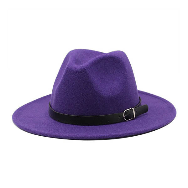Chapeau Fedora violet 3/4 face sur fond blanc avec bandeau extérieur noir cuir