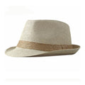 Chapeau Panama entièrement en paille beige et paille 3/4 face sur fond blanc